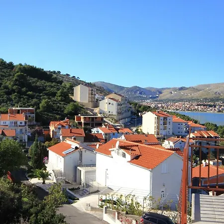 Apartment With A Parking Space Mastrinka, Ciovo - 9428 Trogir